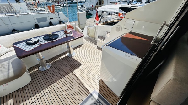 2014 BENETEAU GT 49