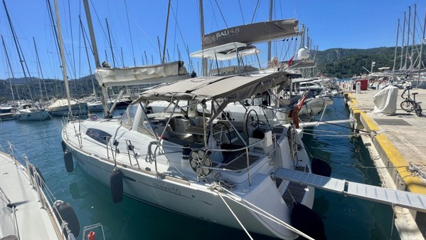 2011 BENETEAU OCEANIS 50