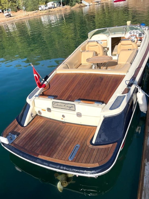 2011 CHRIS CRAFT CORSAIR 25