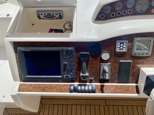 2009 PRINCESS 62