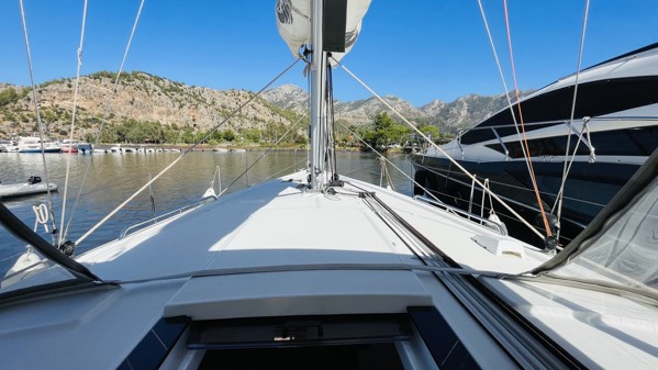 2018 BENETEAU OCEANIS 41.1