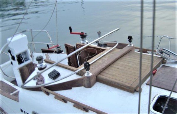 2013 CUSTOM WOODEN SAIL BOAT 9M