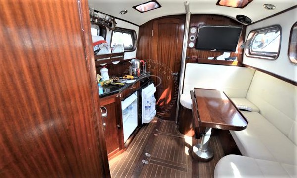 2013 CUSTOM WOODEN SAIL BOAT 9M