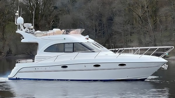 2008 GALEON 390 FLY