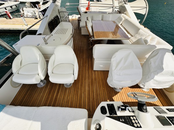 2012 SUNSEEKER 80