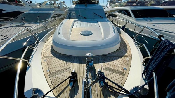 2007 PRINCESS 67 