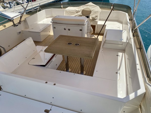 2009 PRINCESS 62