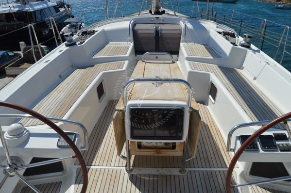 2013 JEANNEAU 57