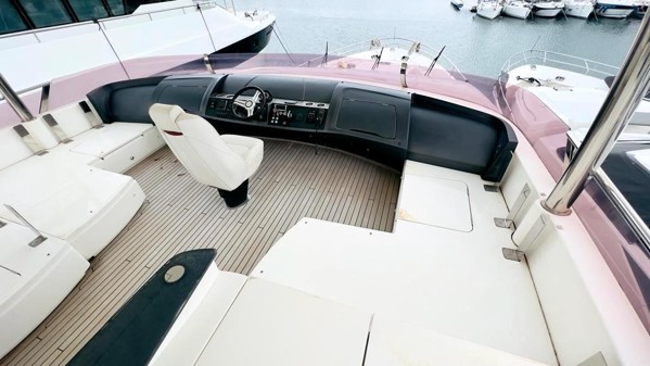 2015 PRINCESS 88