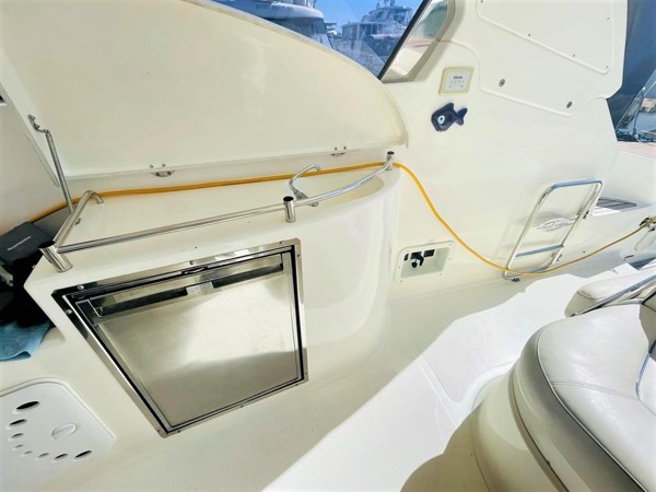 2008 BAVARIA 37 SPORT