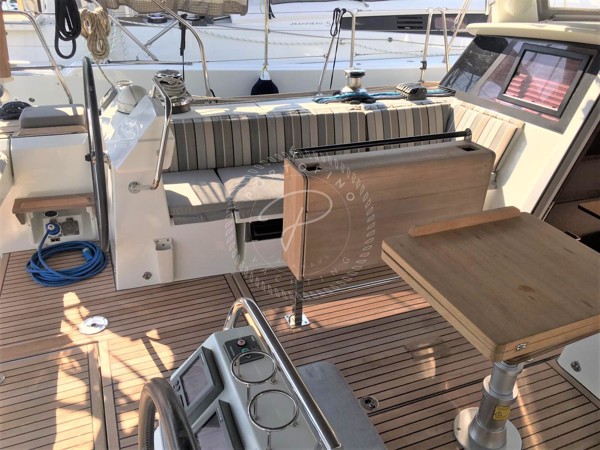 2011 BENETEAU SENSE 50