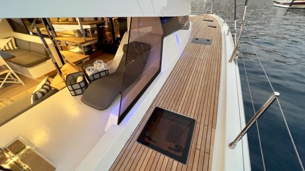 2021 FOUNTAINE PAJOT SAMANA 59