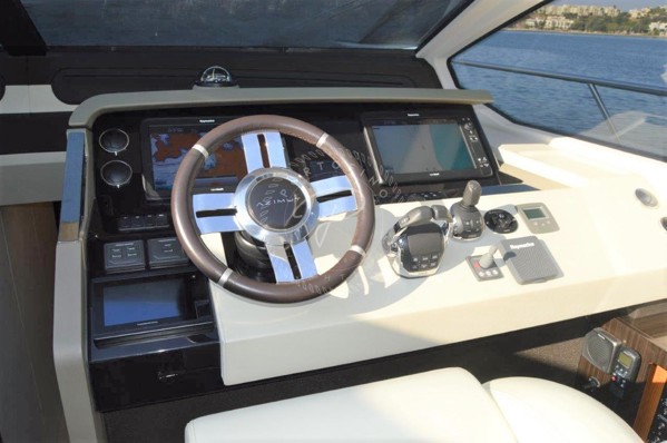 2017 AZIMUT 77S