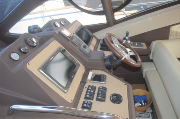 2014 AZIMUT 54 FLY