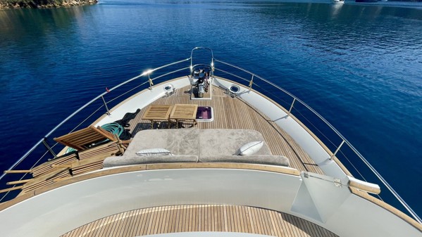 2011 BENETEAU SWIFT TRAWLER 52