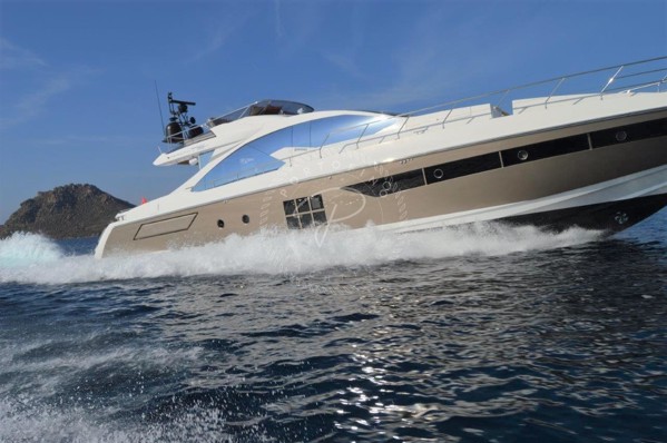 2017 AZIMUT 77S