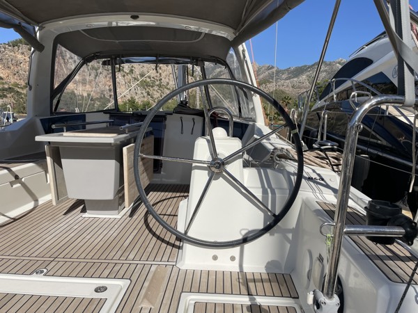 2018 BENETEAU OCEANIS 41.1