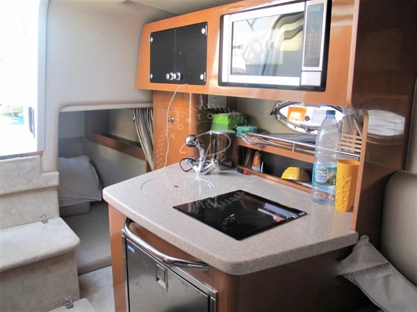 2011 CHAPARRAL 270 SIGNATURE