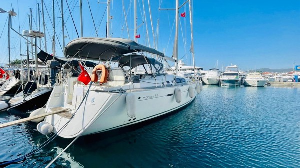 2010 BENETEAU OCEANIS 54