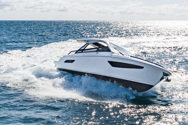 2022 BAVARIA VIDA 33