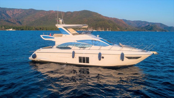 2017 AZIMUT 54 FLY