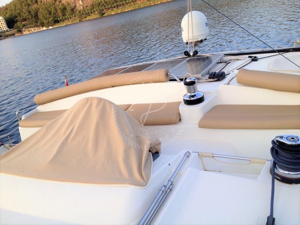 2009 LAGOON 440