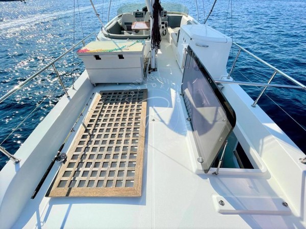 2014 BENETEAU SWIFT TRAWLER 44