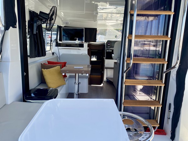 2023 BENETEAU ANTARES 11 FLY