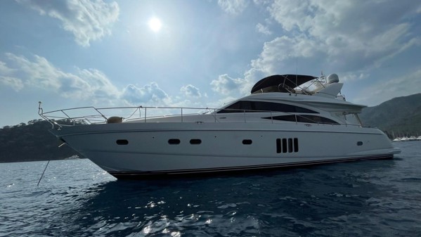 2007 PRINCESS 67