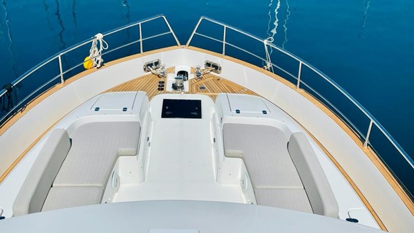 2017 AZIMUT MAGELLANO 53