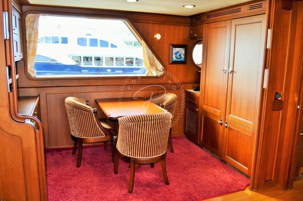 2008 TRAWLER 30M