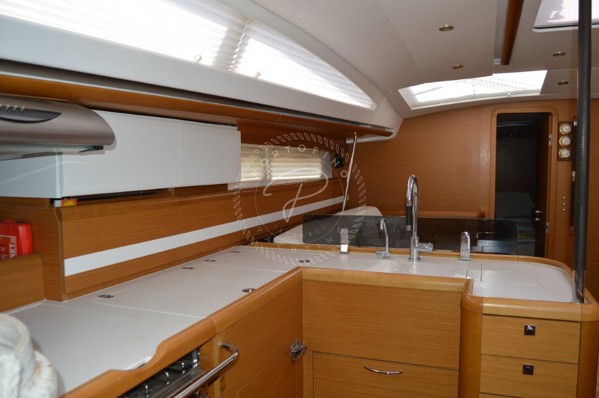 2013 JEANNEAU 57