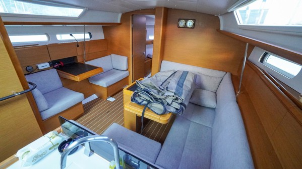 2013 JEANNEAU SUN ODYSSEY 409