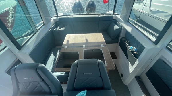  2022 AXOPAR 37 CROSS CABIN