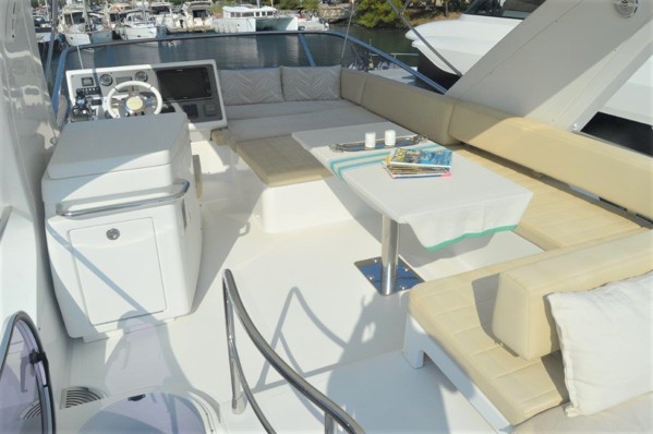 2014 AZIMUT 54 FLY