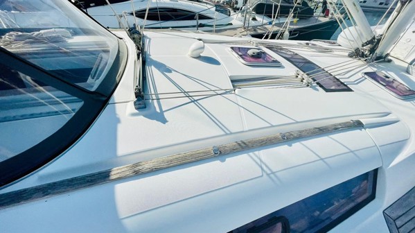 2010 BENETEAU OCEANIS 54