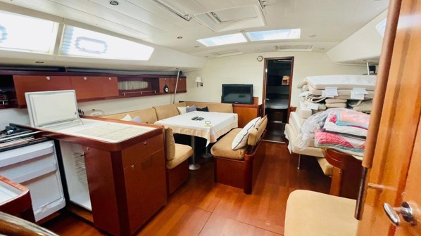 2010 BENETEAU OCEANIS 54