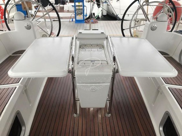 2016 JEANNEAU SUN ODYSSEY 469