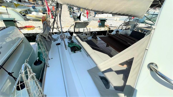 2015 BENETEAU OCEANIS 55