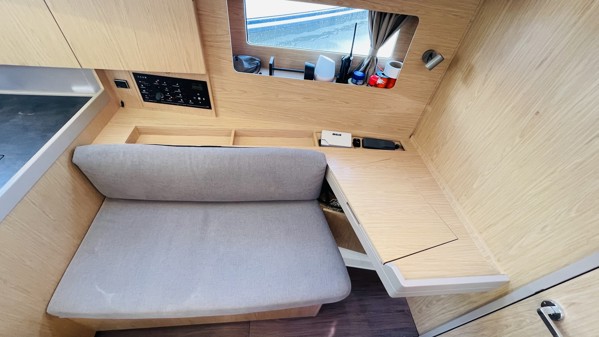 2018 BENETEAU OCEANIS 41.1