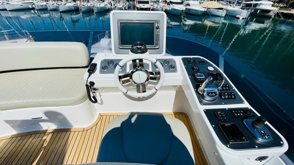 2017 AZIMUT MAGELLANO 53