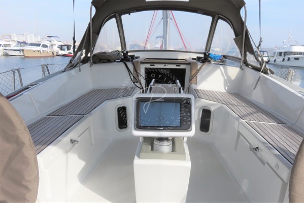 2013 JEANNEAU 44 DS