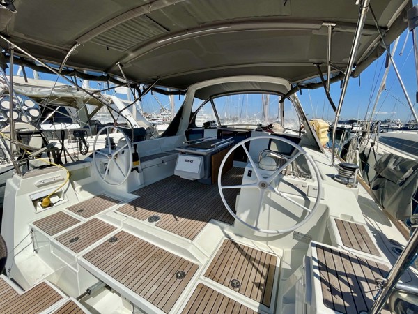 2018 BENETEAU OCEANIS 45