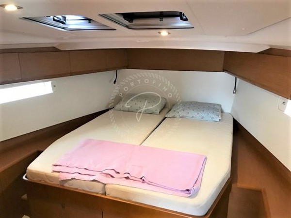 2016 JEANNEAU SUN ODYSSEY 469