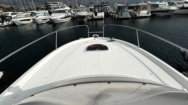 2013 BENETEAU FLYER 850 SUN DECK