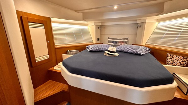 2021 BENETEAU SWIFT TRAWLER 41- DOCKMATE 