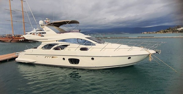 2006/2020 AZIMUT 55 FLY