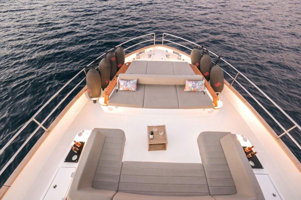 2023 SIRENA 68 