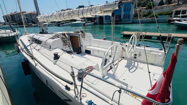 2013 ELAN 400