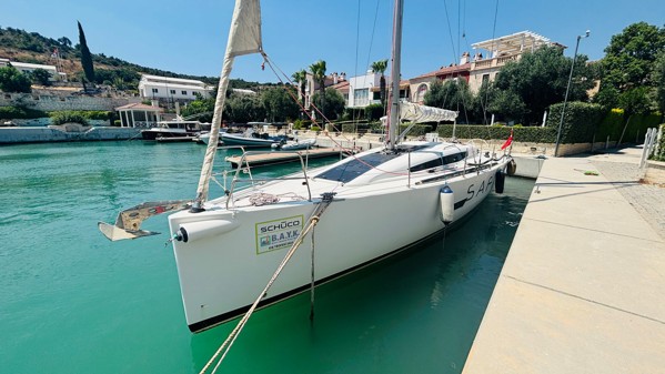 2013 ELAN 400